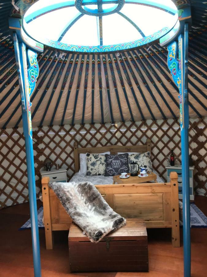 Hotel French Fields Luxury Glamping Original Mongolian Yurt Le-Vieux-Cerier Exteriér fotografie