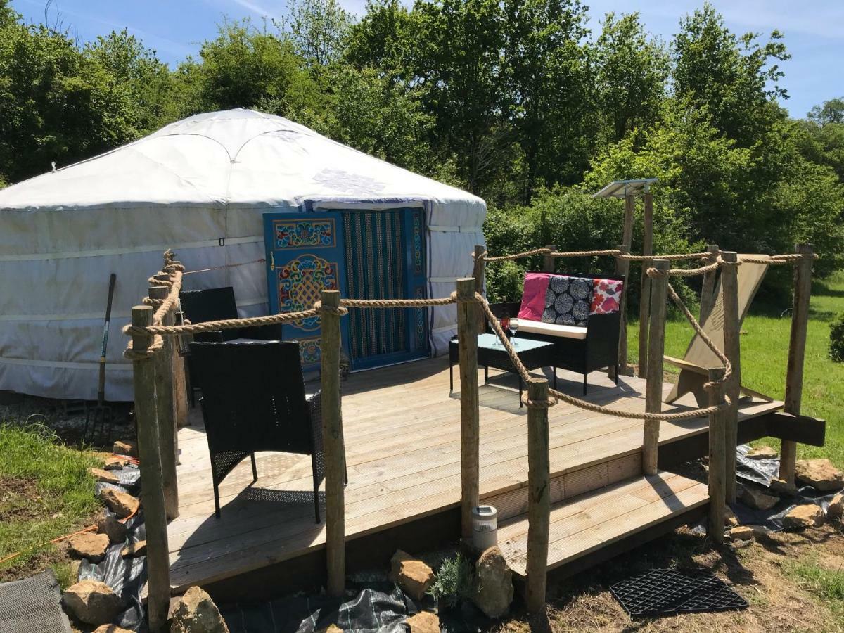 Hotel French Fields Luxury Glamping Original Mongolian Yurt Le-Vieux-Cerier Exteriér fotografie